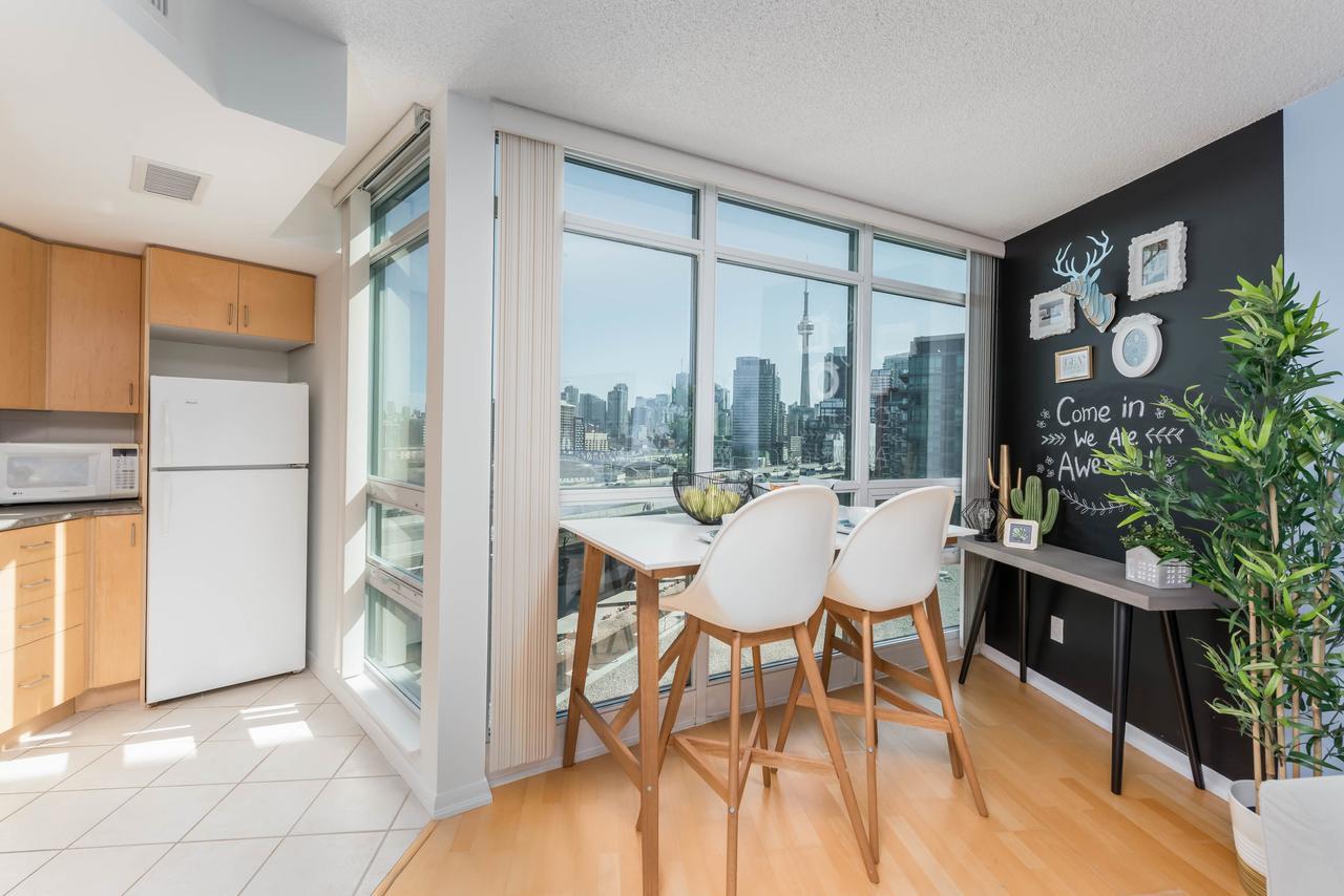 Cityscape Condo In Fort York Toronto Exterior photo