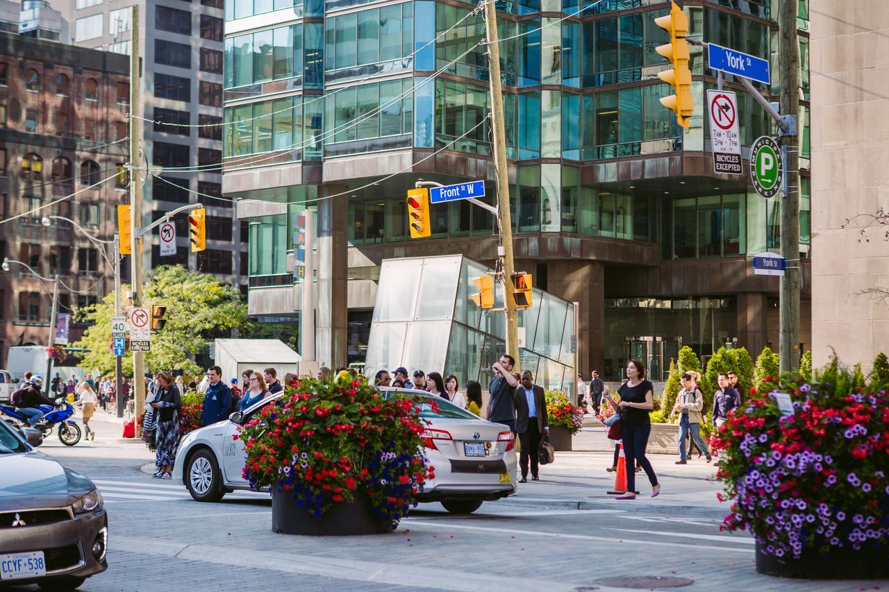 Cityscape Condo In Fort York Toronto Exterior photo